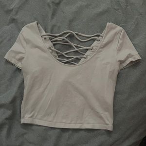 Forever 21 Gray crop top size medium